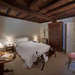 Fior Di Farine Bed & Breakfast 4*