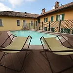 Fior Di Farine Bed & Breakfast 4*