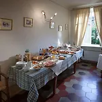 Oda ve Kahvaltı Fior Di Farine 4*