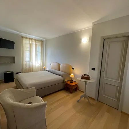 Fior Di Farine 4* La Morra