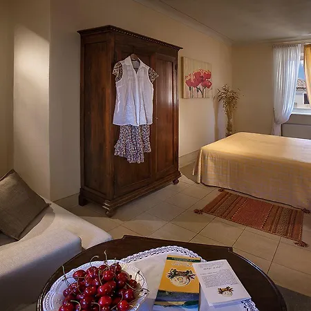 Fior Di Farine La Morra