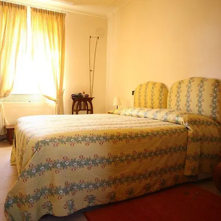 Bed & Breakfast Fior Di Farine La Morra