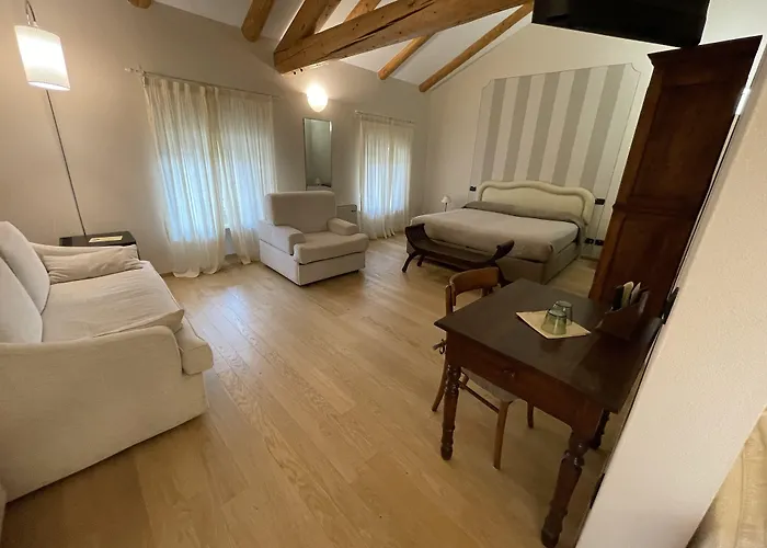 Fior Di Farine Oda ve Kahvaltı