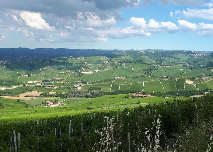 Fior Di Farine Bed and Breakfast La Morra